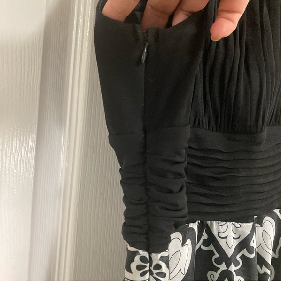 Signature by Sangria Black/Gray Dress Fit & Flare handkerchief hem sleeveless 8 - Picture 7 of 16